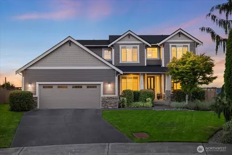3809 Victoria Lane Ct, Puyallup, WA 98372