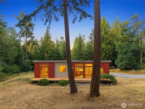 Exterior - 11 Pooh Pl, Eastsound, WA 98245 photo 2 of 12
