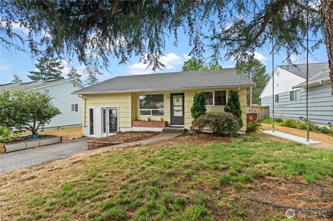 1640 S Stevens St, Tacoma, WA 98405