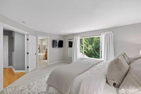 Bedroom - 4005 167th Pl SE, Bothell, WA 98012 photo 2 of 4