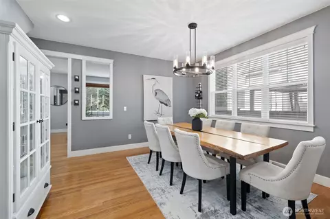 Dining - 4005 167th Pl SE, Bothell, WA 98012 photo 1 of 2