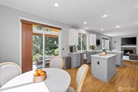 Kitchen - 4005 167th Pl SE, Bothell, WA 98012 photo 3 of 3