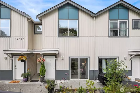 14525 1st Ln NE #D, Duvall, WA 98019