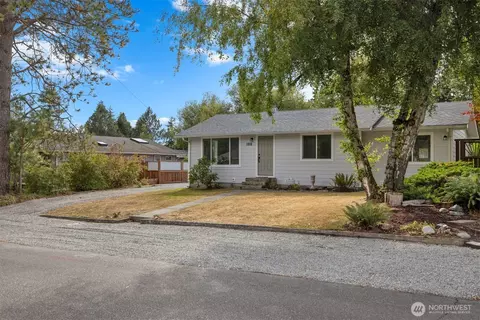108 Carter Dr, Bellingham, WA 98225