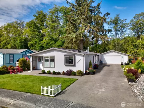 2410 Vista Ln, Anacortes, WA 98221