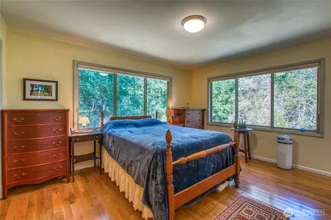 Bedroom - 239 Killebrew Lake Rd, Orcas Island, WA 98280 photo 1 of 2