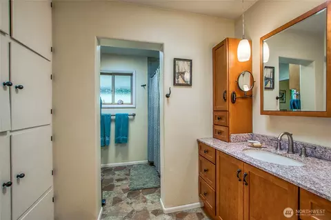 Bath - 239 Killebrew Lake Rd, Orcas Island, WA 98280 photo 1 of 3