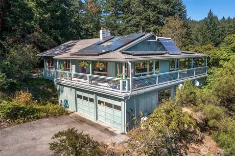 239 Killebrew Lake Rd, Eastsound, WA 98245
