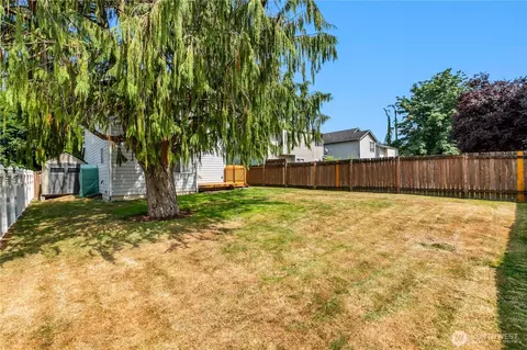 Exterior - 408 Cedar Ave, Sultan, WA 98294 photo 8 of 9
