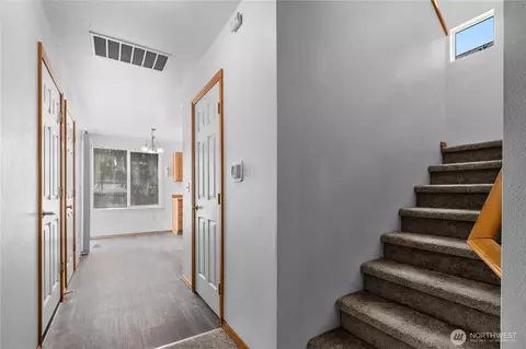 Entry Way - 408 Cedar Ave, Sultan, WA 98294 photo 1 of 3