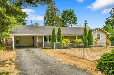 13811 Beverly Park Rd, Lynnwood, WA 98087