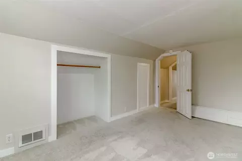Bedroom - 3208 Porter St, Enumclaw, WA 98022 photo 5 of 7