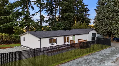 18020 4th Ave S, Burien, WA 98148