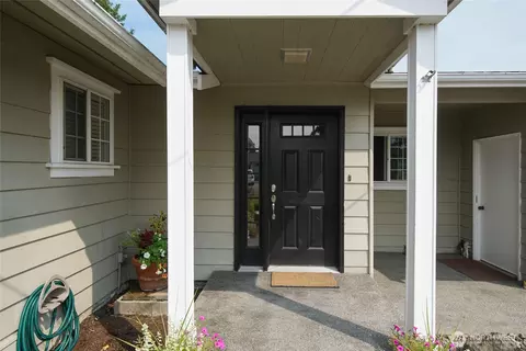 406 W 2nd St, Everson, WA 98247 photo 3