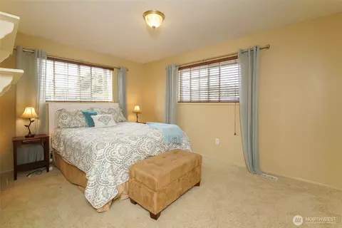 406 W 2nd St, Everson, WA 98247 photo 21