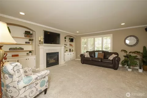 406 W 2nd St, Everson, WA 98247 photo 4