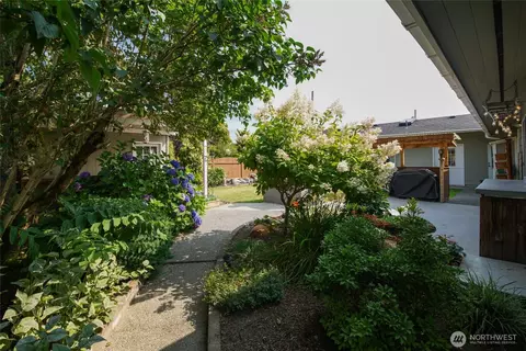 406 W 2nd St, Everson, WA 98247 photo 34