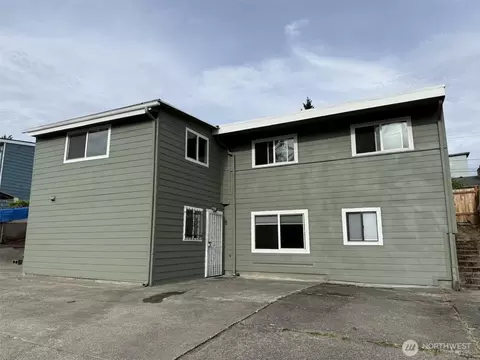 5955 23rd Ave S, Seattle, WA 98108