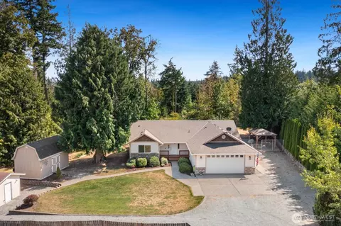 49 W Dry Lake Rd, Camano Island, WA 98282