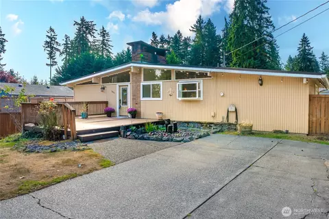 9804 118th St E, Puyallup, WA 98373