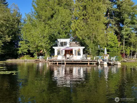 0 Lake Sawyer Is, Black Diamond, WA 98010