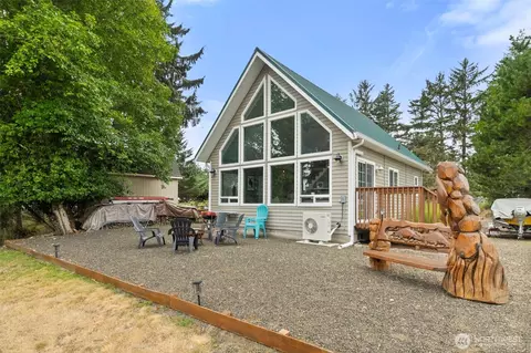 156 Dolphin Ave NE, Ocean Shores, WA 98569