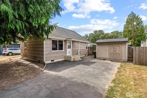 235 Carolina St, Longview, WA 98632