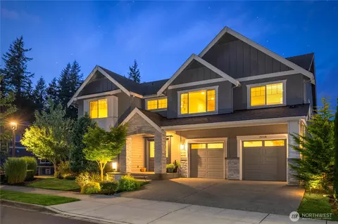 24110 SE 28th St, Sammamish, WA 98075