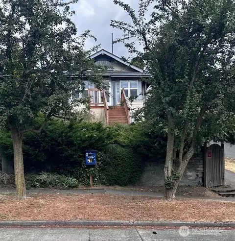 4158 46th Ave SW, Seattle, WA 98116
