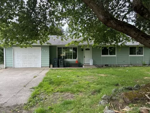 707 Waldron St, Sedro Woolley, WA 98284
