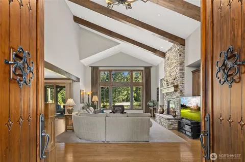 Entry Way - 500 Maple Leaf Loop, Cle Elum, WA 98922 photo 1 of 2
