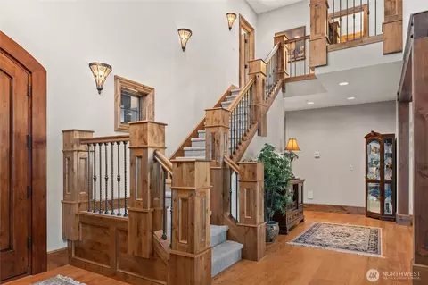 Entry Way - 500 Maple Leaf Loop, Cle Elum, WA 98922 photo 2 of 2
