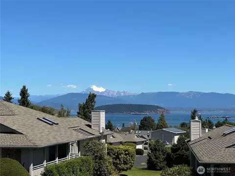 1919 Creekside Pl, Anacortes, WA 98221