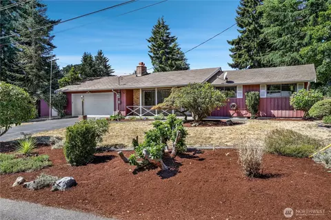 2320 Cascade Pl W, University Place, WA 98466
