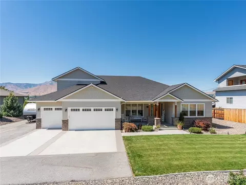 3142 NW Delcon Ct, East Wenatchee, WA 98802