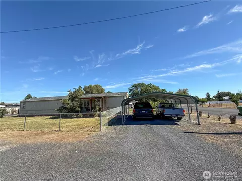19139 Franklin Ave NW, Soap Lake, WA 98851