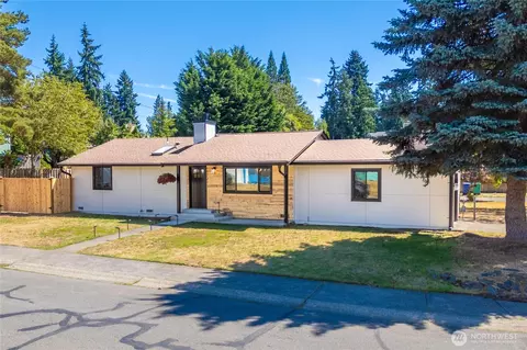 1721 SW 348th St, Federal Way, WA 98023