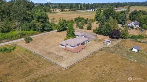View/Area - 42008 254th Ave SE, Enumclaw, WA 98022 photo 1 of 3