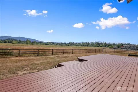 Exterior - 42008 254th Ave SE, Enumclaw, WA 98022 photo 4 of 4