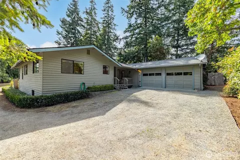 56 Sauk Pl, La Conner, WA 98257