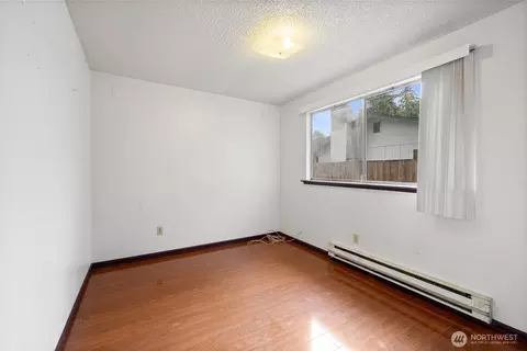 Bedroom - 17118 20th Ave E, Spanaway, WA 98387 photo 1 of 5