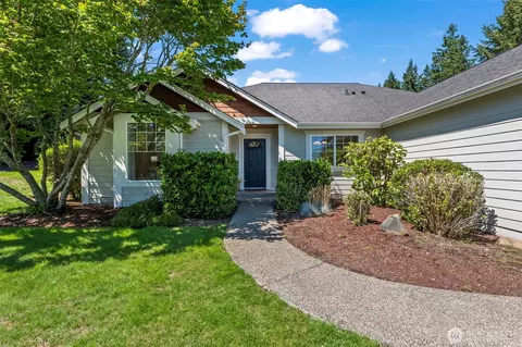 13814 11th Ave NW, Gig Harbor, WA 98332