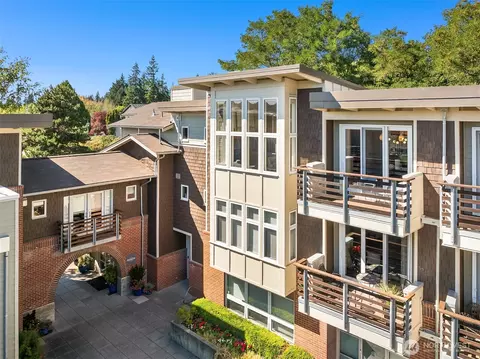400 Winslow Way E #360, Bainbridge Island, WA 98110