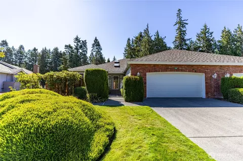 292 Foursome Dr, Sequim, WA 98382