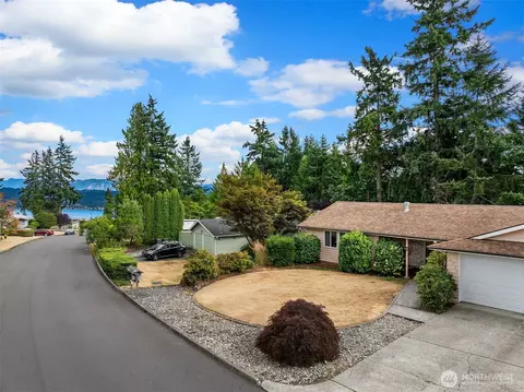 16721 NE 5th Pl, Bellevue, WA 98008