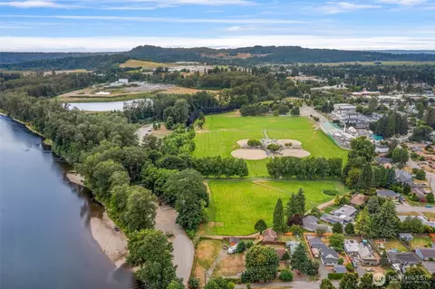 618 Riverview Dr, Monroe, WA 98272