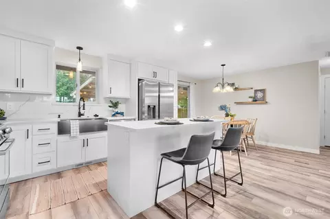 Kitchen - 805 Chestnut St, Everson, WA 98247 photo 1 of 3