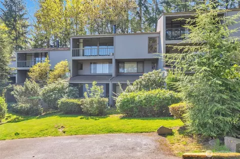 13932 NE 60th #155, Redmond, WA 98052