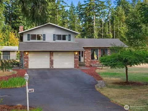 7703 Holiday Valley Dr NW, Olympia, WA 98502