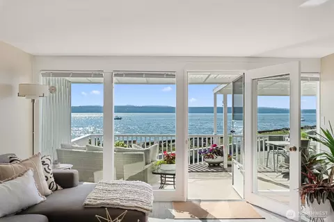 1353 Bythesea Way, Camano Island, WA 98282